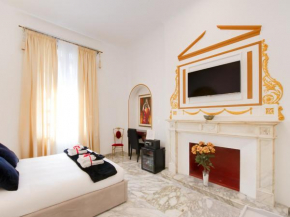 Гостиница Queen Palace Suites  Рим